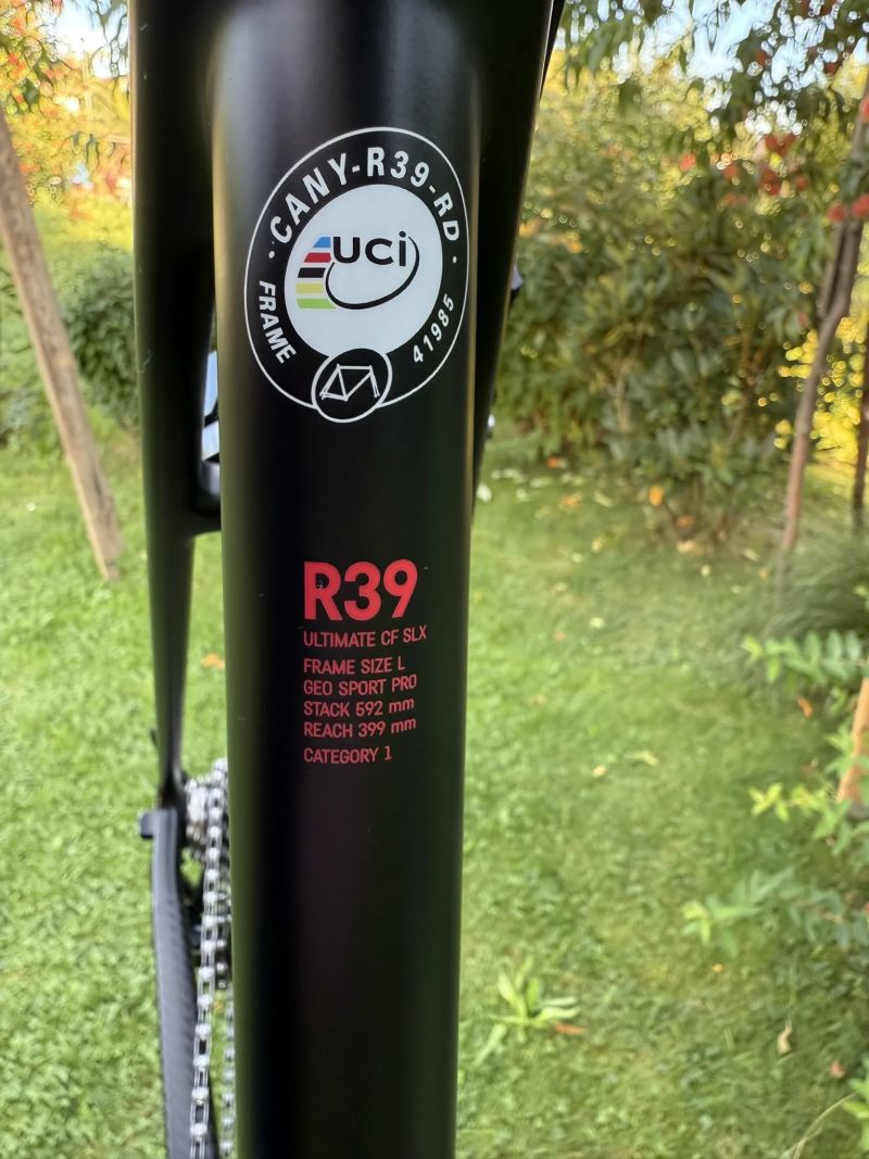 Canyon Ultimate CF SLX 9.0 ( 2019 )