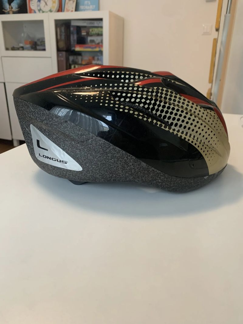 Horské kolo Vedora 17" (M), zdarma přilba + kapsa s nářadím