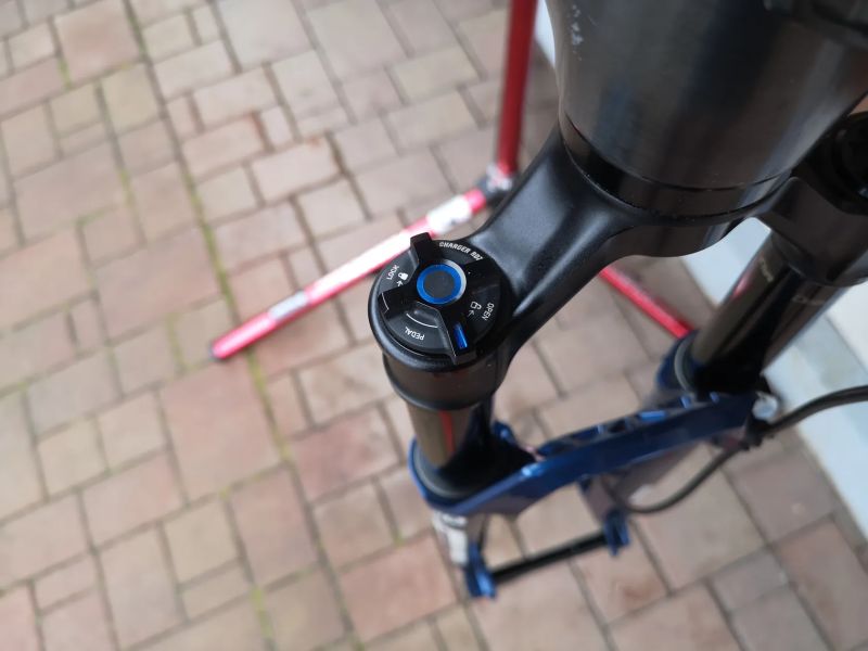 Rámová sada Stoll M2 World Cup plus vidlice SID Ultimate