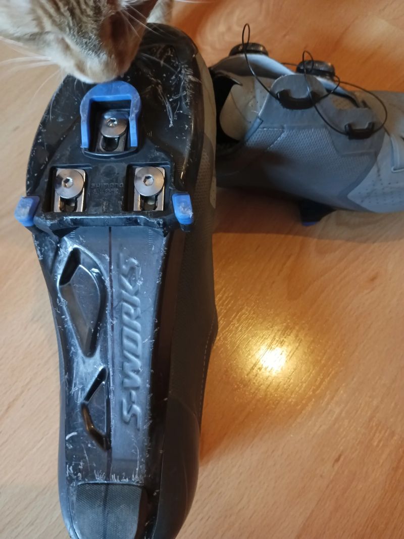 Prodám silniční tretry Specialized 7 vel. 43