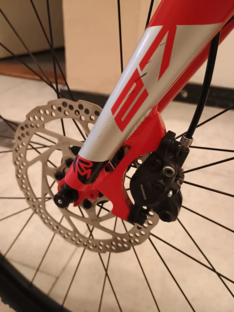 Rock Machine Thunder 27 ltd