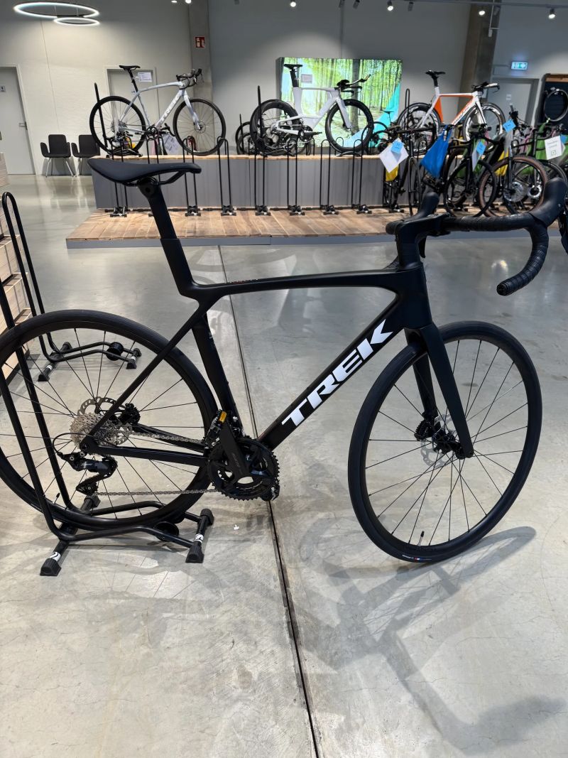 TREK Madone SL 5 Gen 8 - M