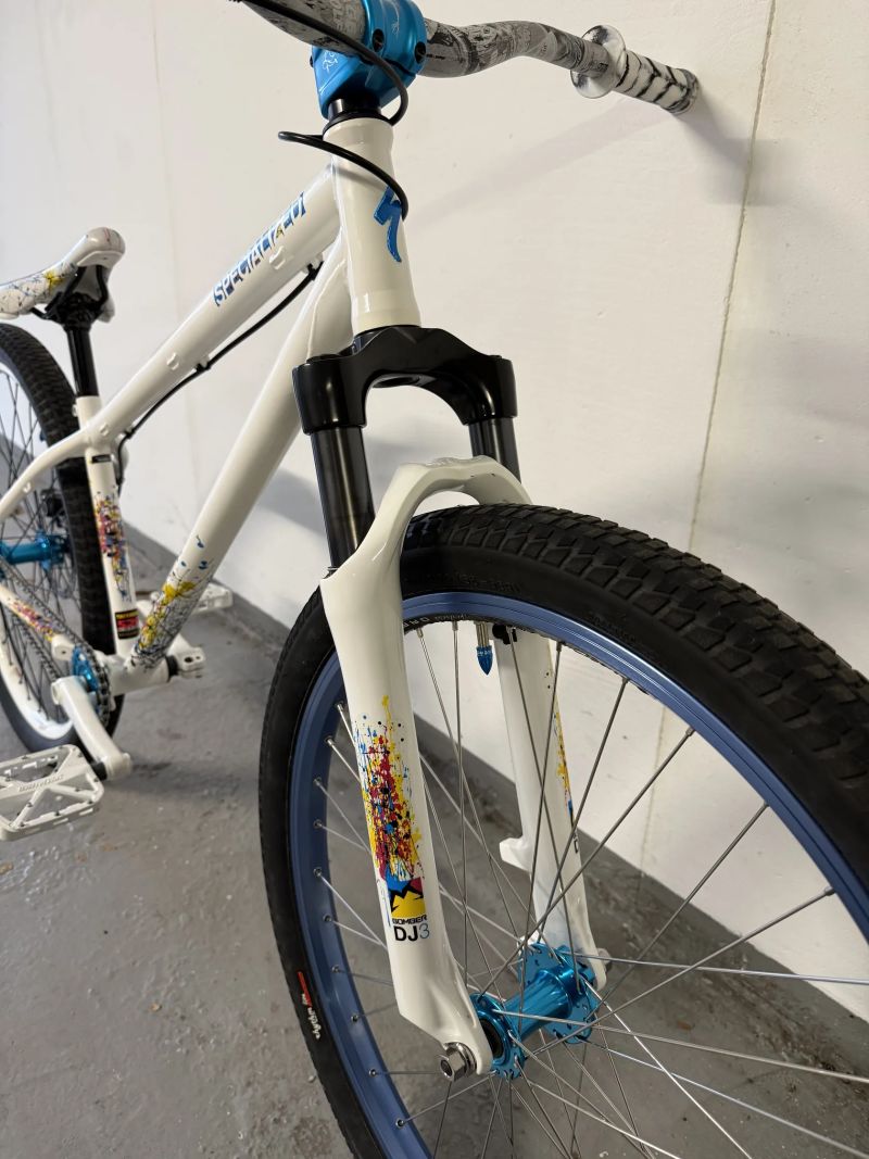 Dirt jump kolo Specialized P1