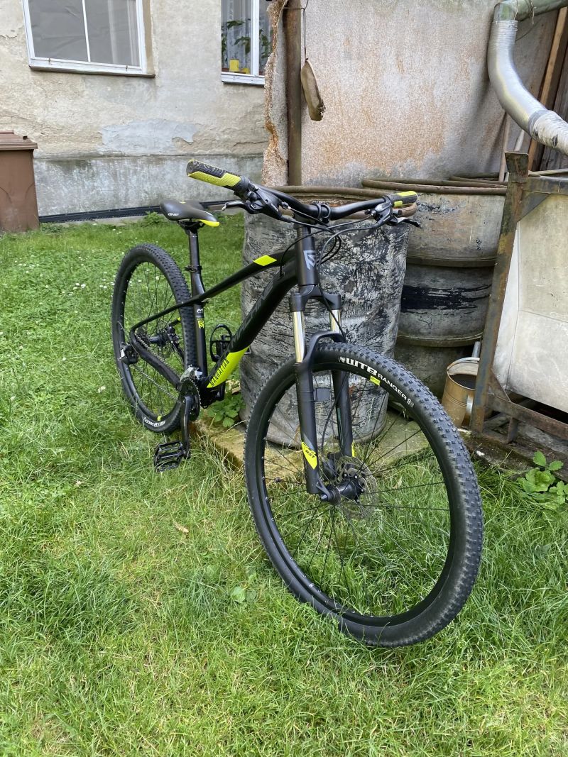 Rock machine manhattan