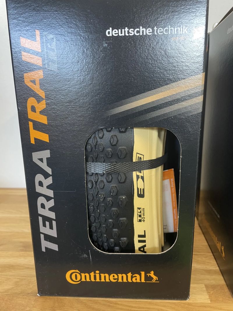 Plášť CONTINENTAL Terra Speed a Trail 40mm