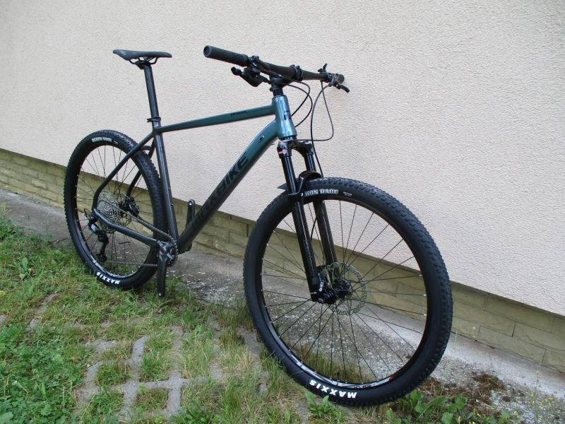 Nové 29" kolo Maxbike M909 21", Shimano SLX/Deore1x12, vzduch. vidlice Suntour Raidon, pevné osy