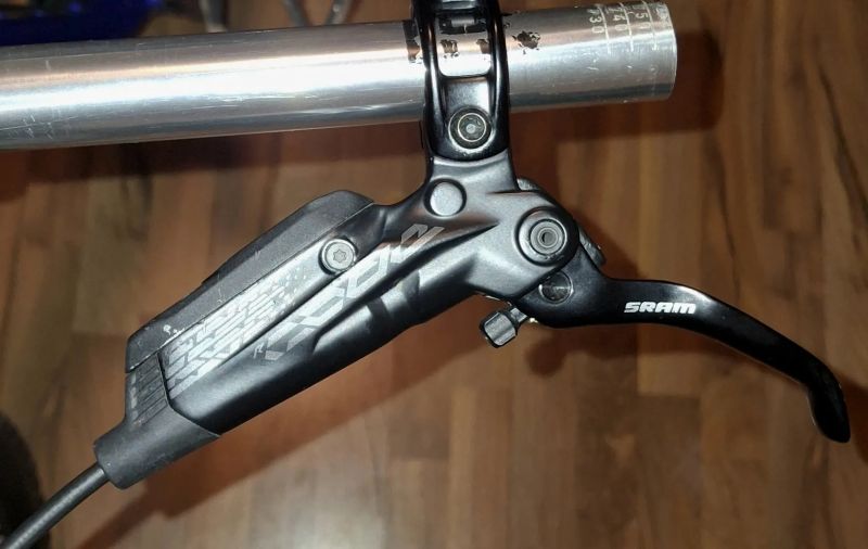 Hydraulické brzdy Sram Code R - 4 pístky | PÁR