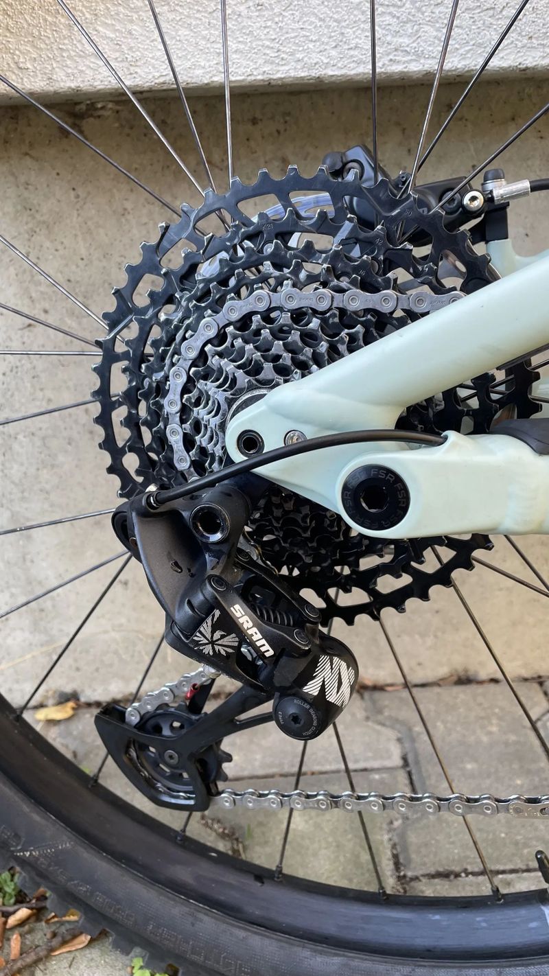 Specialized Status 170