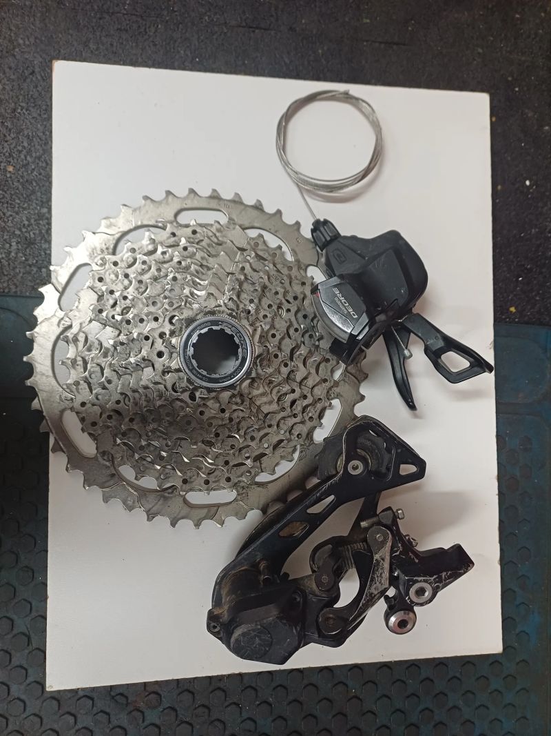 Řadící páčka Shimano Deore 10s a 11s