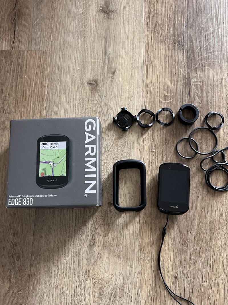 Garmin Edge 830 + Garmin Varia RTL 515 