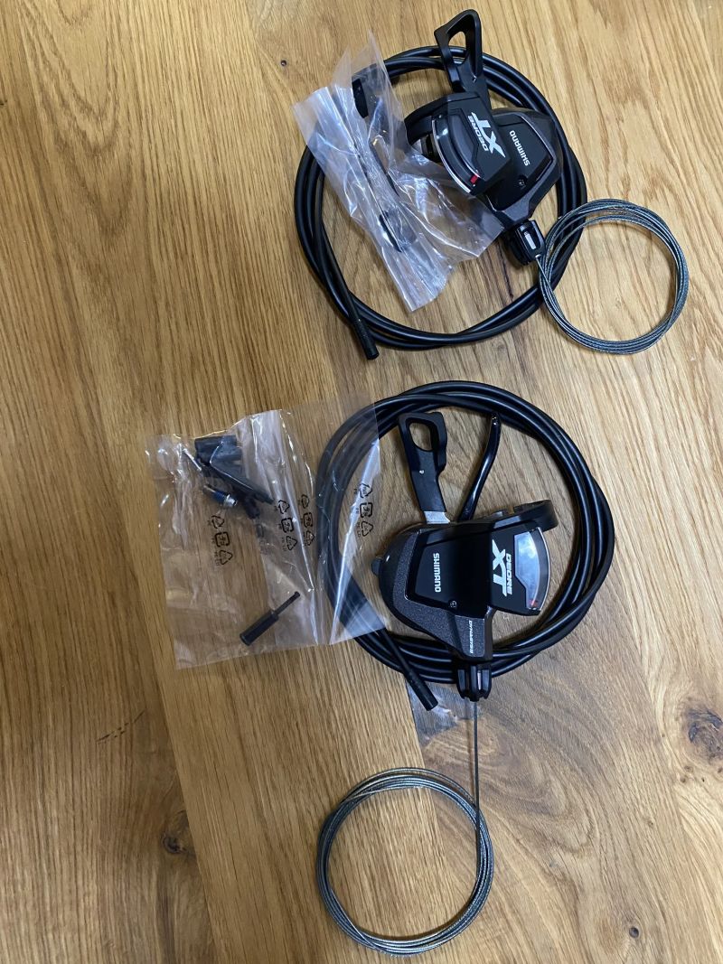 Shimano řazení XT SLM8000 2x11, objímka, levá + pravá