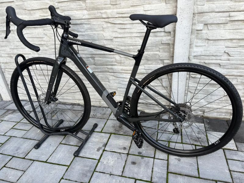 Cannondale Topstone 4 carbon < 300 km
