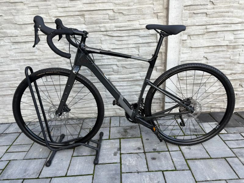 Cannondale Topstone 4 carbon < 300 km