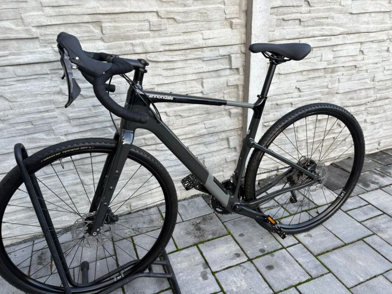 Cannondale Topstone 4 carbon < 300 km