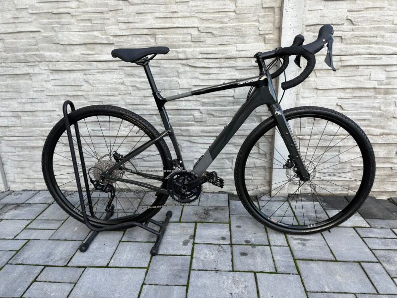Cannondale Topstone 4 carbon < 300 km