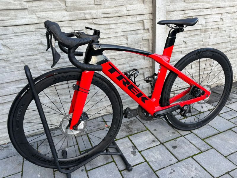 Trek Madone sl6 disc