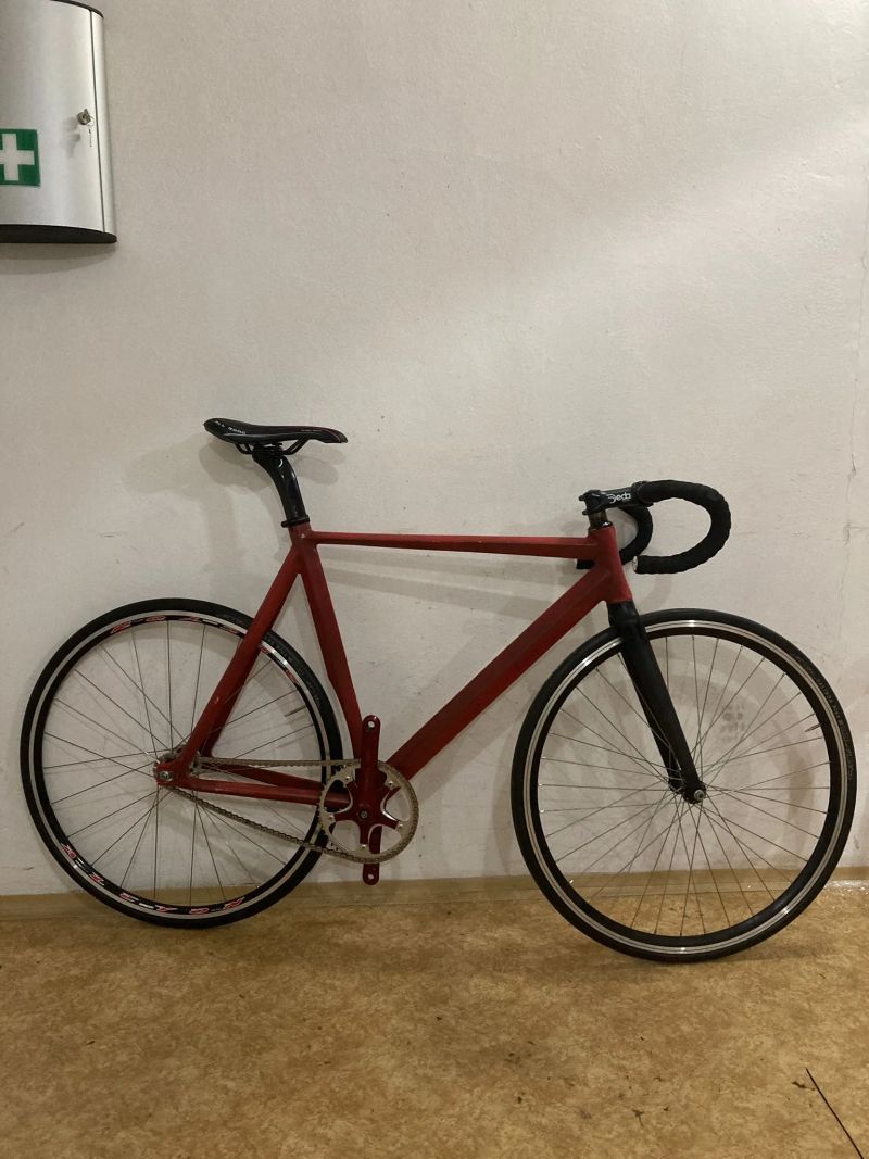 Prodej drahoveho kola vel. 56