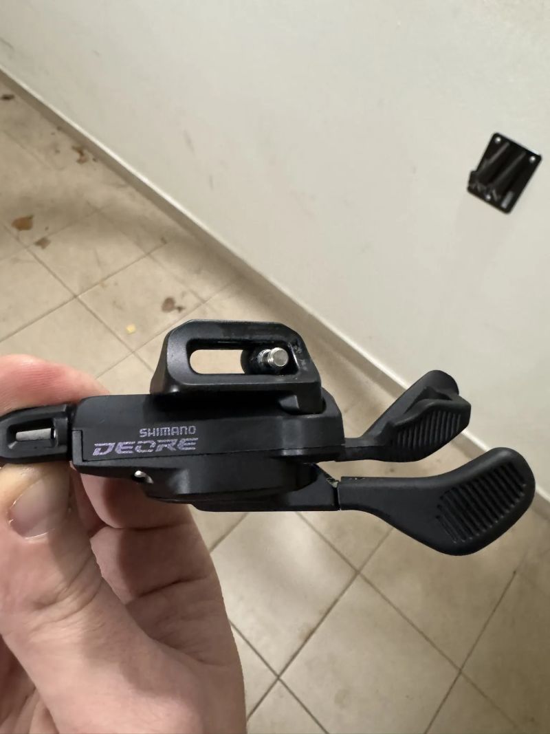 Shimano Deore 12s , SL-M6100, I-specEV