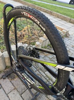 Merida Ninety six team