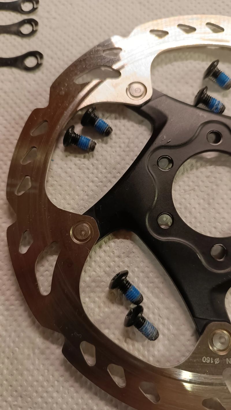 kotouče Shimano XT SM-RT 86S 160 mm 6 děr