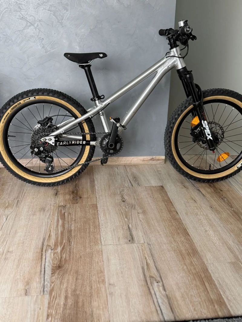 Early Rider Helion 20