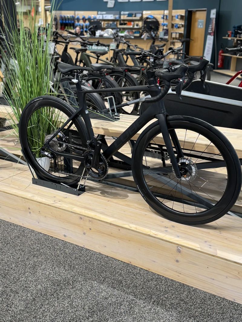 Cube Agree C62 Pro Blackline - 47,50,56,60,62