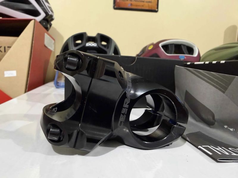 Představec Race Face TURBINE R 40mm nový!