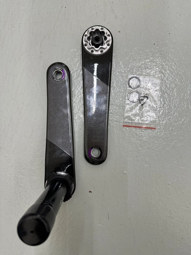 Kliky Sram Force D2 DUB Assembly 8bolt - bez převodníku