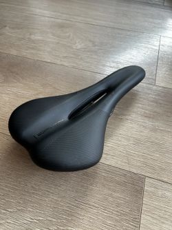 Dámské sedlo Top stav