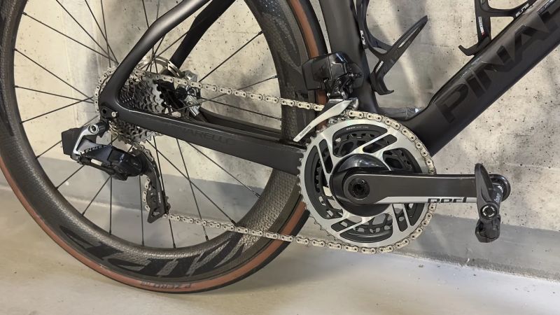 Pinarello Dogma F12, vel. 53