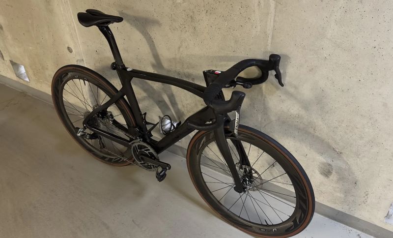 Pinarello Dogma F12, vel. 53