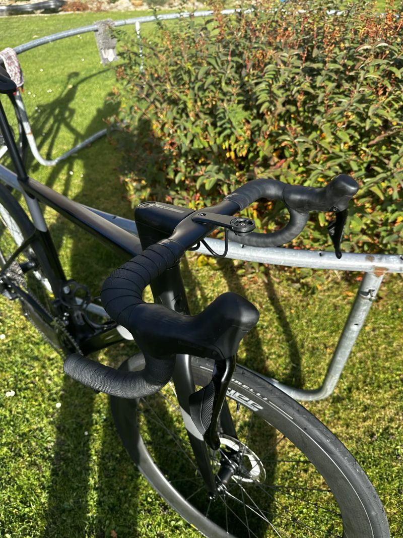 Cannondale Supersix evo disc 105 di2, vel 56, zipp 404