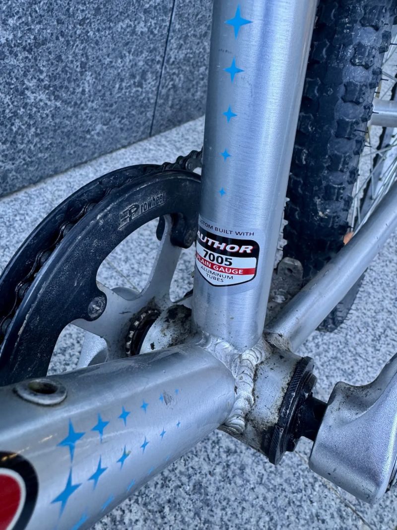 Dětské kolo Author Cosmic 20