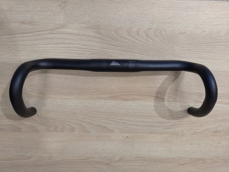 Gravel/silniční řídítka Canyon 400mm