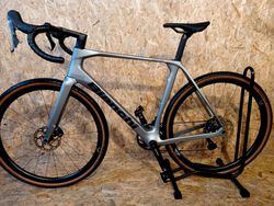 Gravel Bianchi Impulso Pro GRX 820 2x, 2025, velikost rámu L