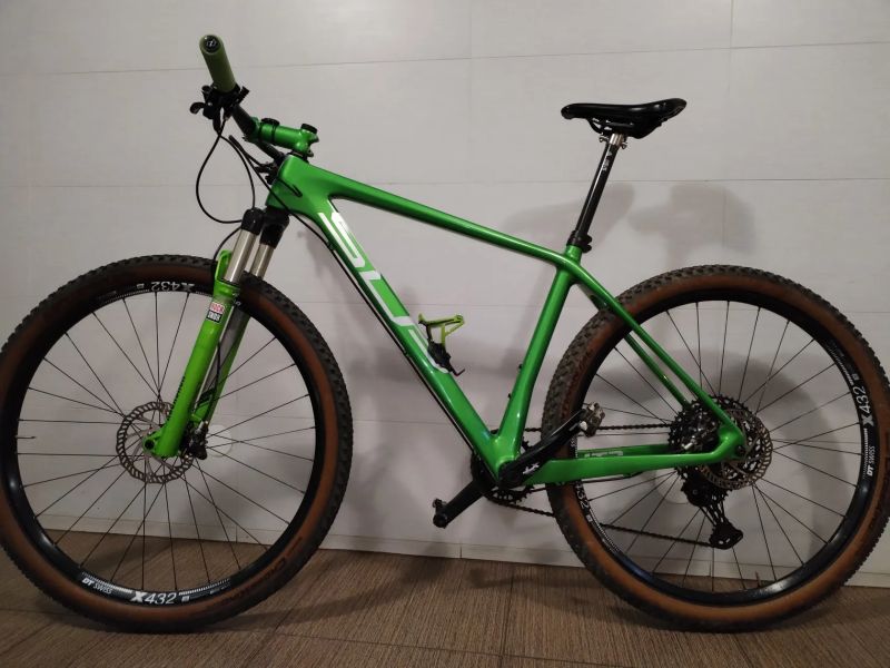 Superior CUSTOM LTD.