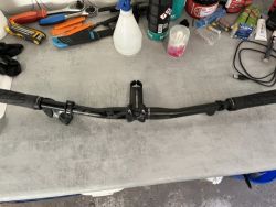 Karbonová řídítka + představec FSA KFX