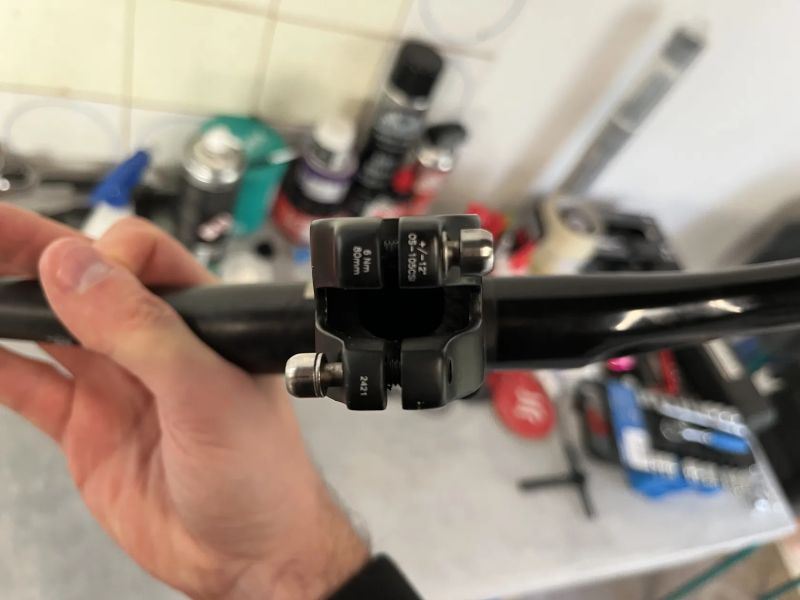 Karbonová řídítka + představec FSA KFX