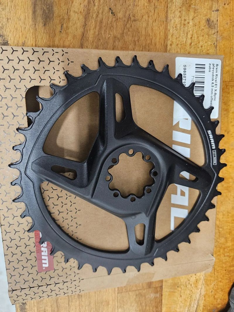 SRAM Rival E1 X-Sync, 42 zubů,