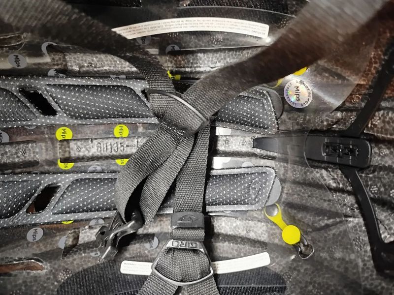 Cyklistická přilba Giro Aerohead MIPS matte white silver velikost L (59 - 63cm)