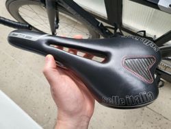 Sedlo Selle Italia SLR Flow Titanium 270×130 mm