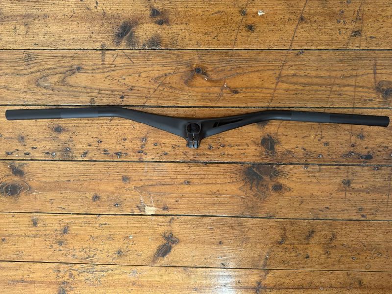 NOVÉ Syncros Hixon IC Sl 780/60mm