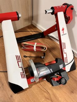 Elite Novo Force - Elastogel - červený - 8 stupňů zátěže.