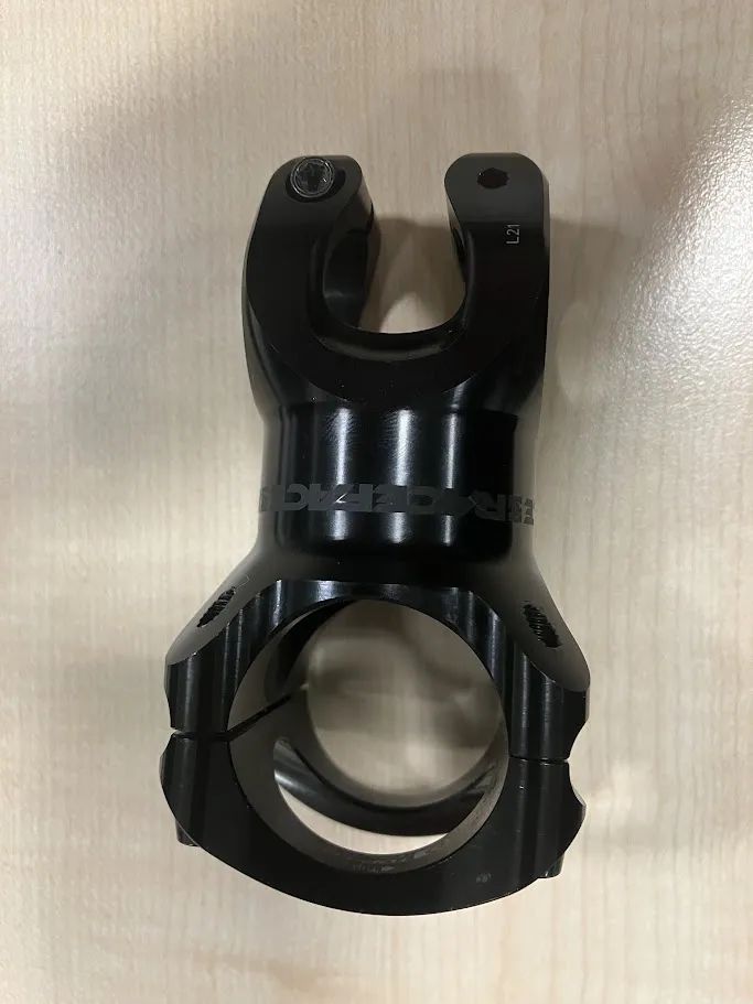 Race Face Turbine 60mm. pro řidítka průměr 35mm.