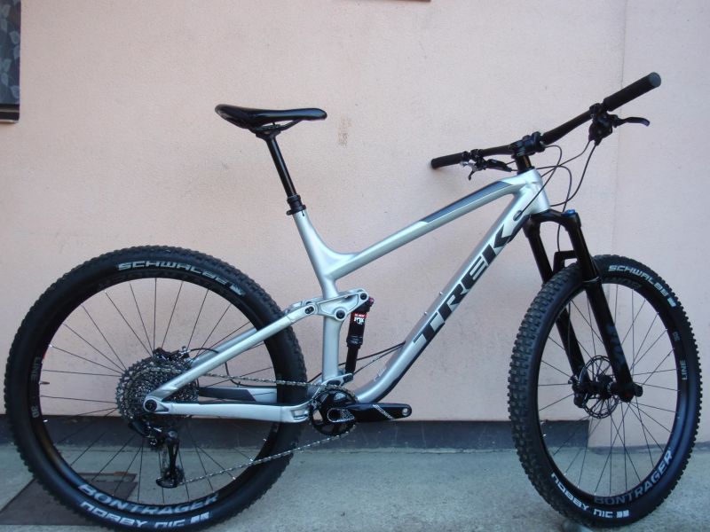 Málo jetý Trek Fuel EX 8
