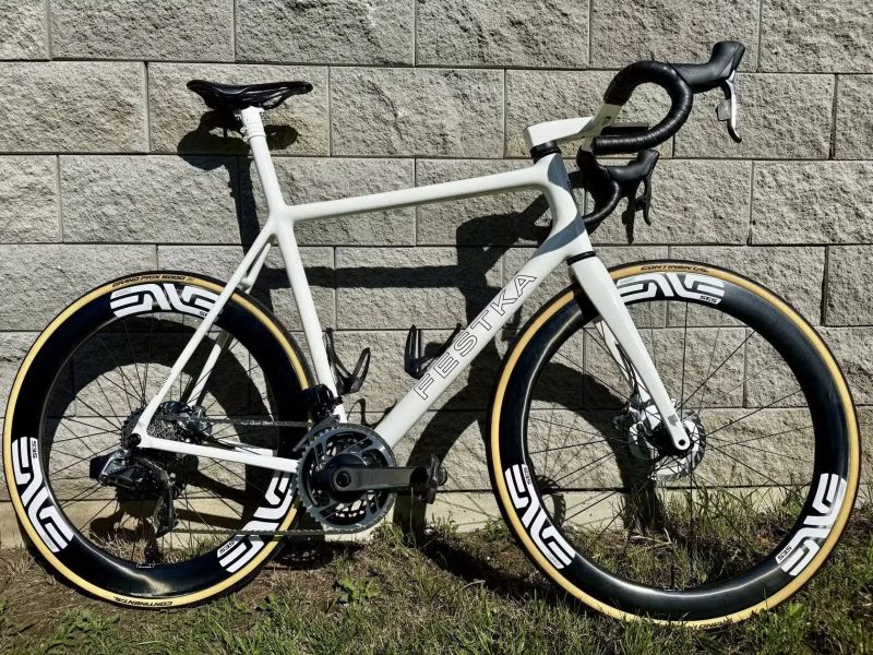 Festka Scalatore (rok 2022, vel. XL)