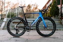 Prodám RÁMOVOU SADU Giant Propel