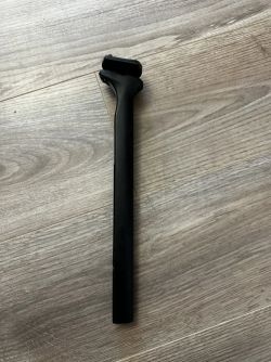 Cannondale Hollowgram KNOT 27 Carbon sedlovka 330 mm 0° Offset