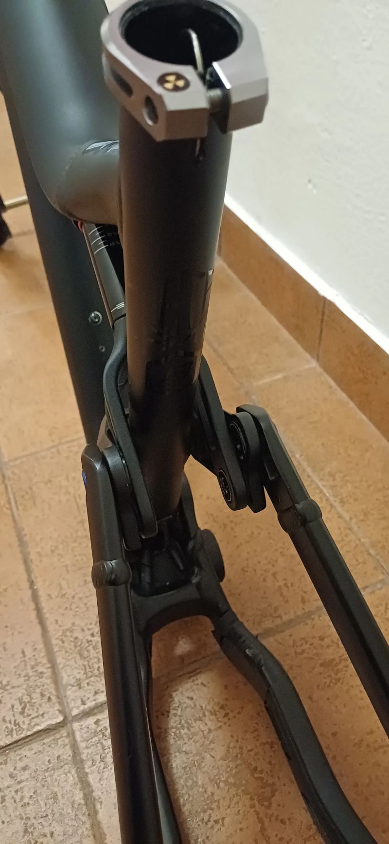 Commencal Meta AM V4.2