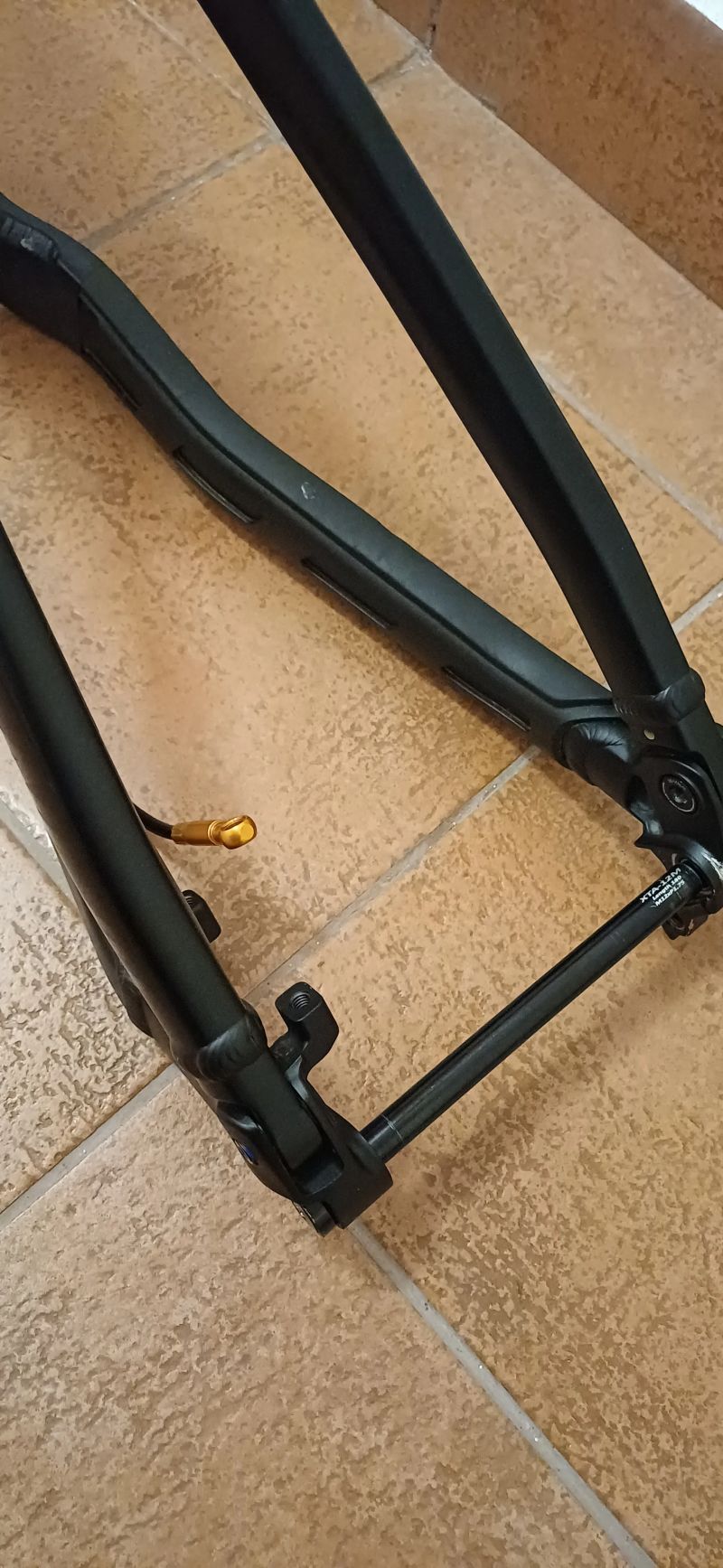 Commencal Meta AM V4.2